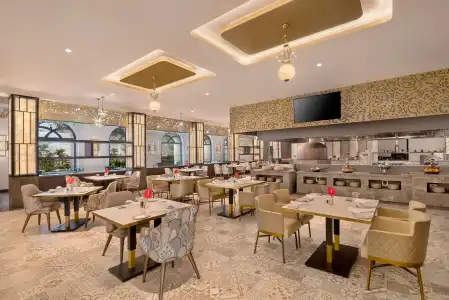 Radisson Blu & Suites GRT Chennai - 33