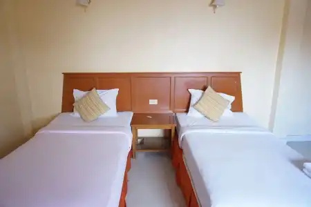 Sri Chumphon - 29