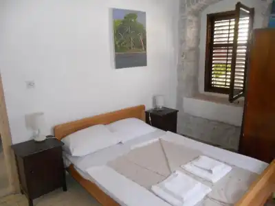 LaRos Apartments - 50