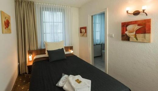 Und Restaurant Löwenbräu Köln - 45