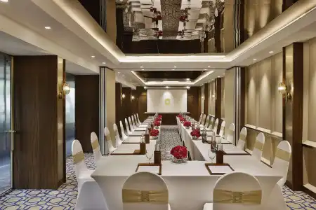 Shangri-La Eros, New Delhi - 24
