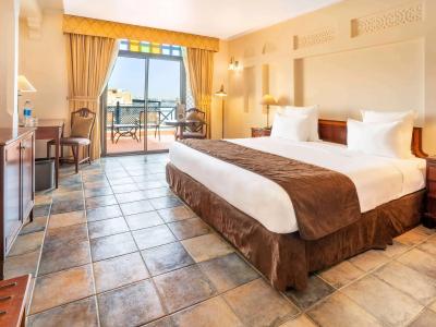 Novotel Bahrain Al Dana Resort - 2