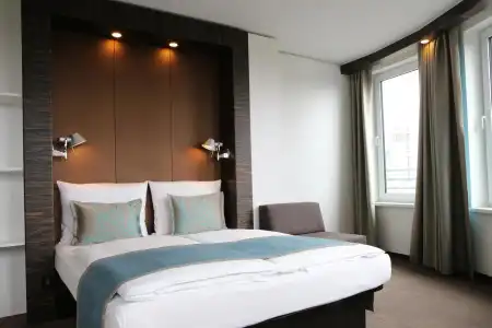 Motel One Berlin - Hauptbahnhof - 3