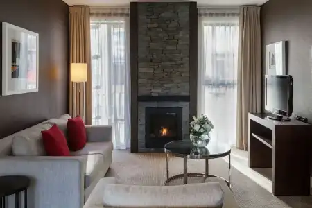 DoubleTree by Hilton Queenstown - 67
