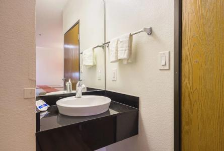 Motel 6 Dallas - Irving DFW Airport South - 32