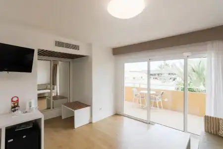 Arena Suite - Adults Only - 54