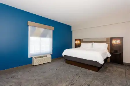 Holiday Inn Express Tampa N I-75 - University Area by IHG - 64