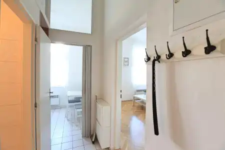 Angel City Apartments - 8