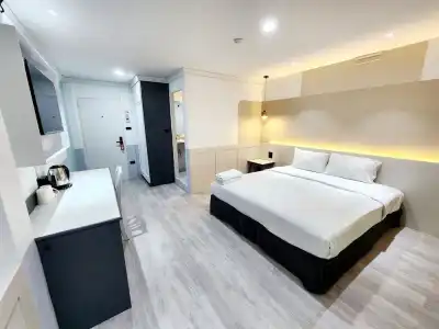 SEATEL Phuket Patong Beach - 42