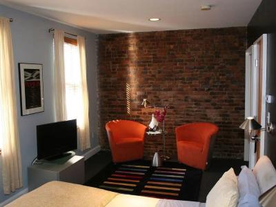 Encore Bed & Breakfast - 2