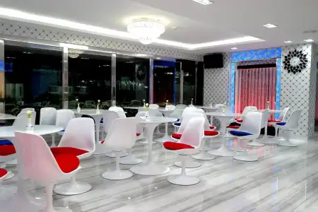 Top High Airport Link - 20