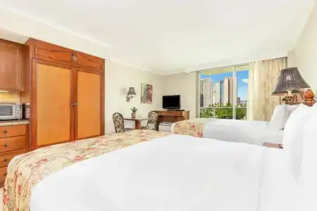 Luana Waikiki & Suites - 72