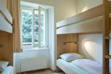 Youth Hostel Montreux - 52