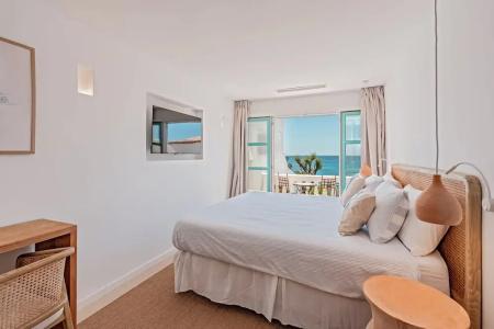 The Sea Club - 129