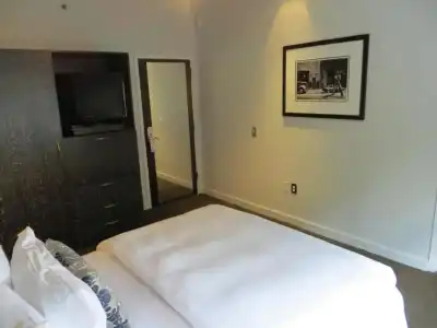 The Eo Inn - Downtown - 55
