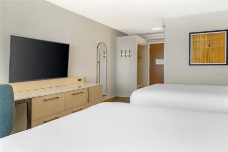 DoubleTree by Hilton Spokane City Center - 3