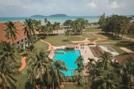 The Nouveau Chumphon Beach Resort & Golf - 40