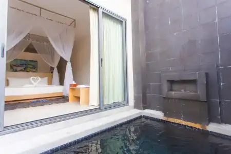 Seastone Private Pool Villas - 10