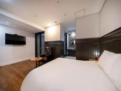 JB Design Haeundae - 65