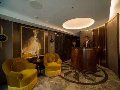 The Guardsman and Residences - 14
