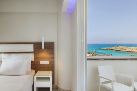 Tasia Maris Sands - 25
