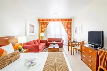 Golden Sands 10 - 3