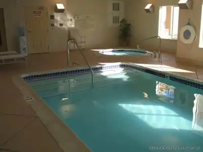 Hampton Inn & Suites Reno - 13