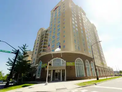 Hilton Garden Inn Charlotte Uptown - 0