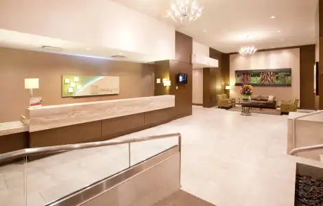 Holiday Inn Vancouver-Centre - 31