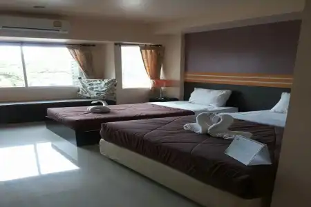 Winhouse - 4