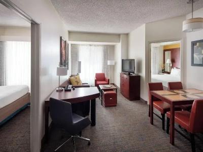 Residence Inn Phoenix Desert View at Mayo Clinic - 60