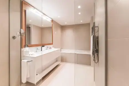 Crowne Plaza Podgorica, by IHG - 9