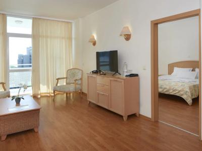 Grand Nirvana - All Inclusive & Free Beach Access - 24