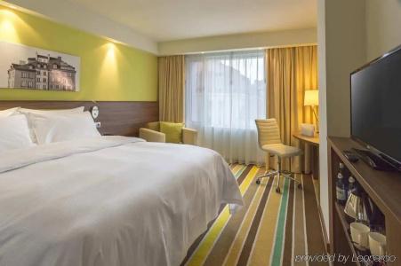 Hampton by Hilton Warsaw City Centre - 3