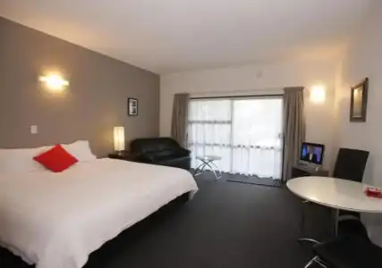 Kings Gate Motel - 4