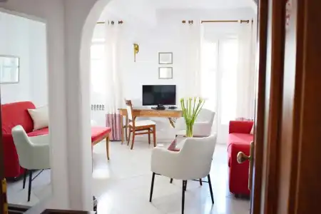 Mykonos Adonis - 200