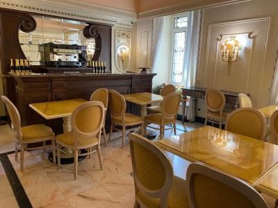 Champagne Palace - 20