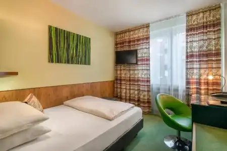 Arosa - Düsseldorf Oberkassel - 18