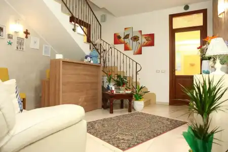 Coralia Bed and Breakfast - 14
