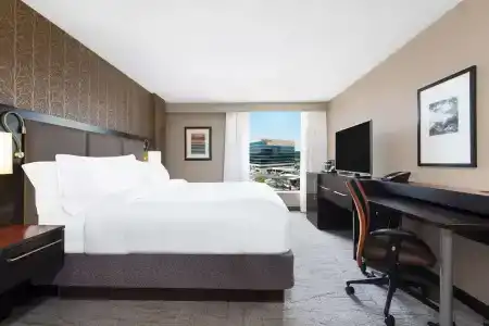 DoubleTree by Hilton Denver Cherry Creek - 64