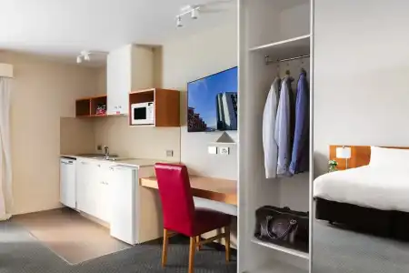 The Old Woolstore Apartment - 132