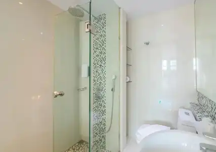 Serenotel Pattaya Beach Front - 85
