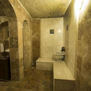 Vineyard Cave - 37