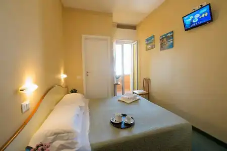 Crosal - 32