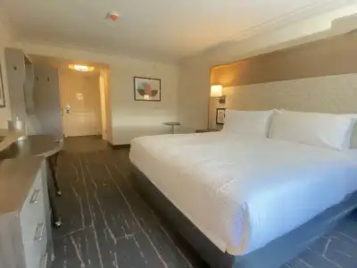 Holiday Inn VICTORIA – ELK LAKE by IHG - 90