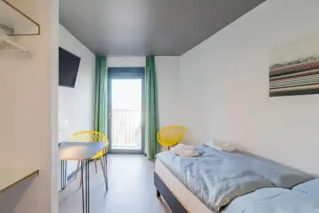 Homaris Kreuzberg 61 - 18