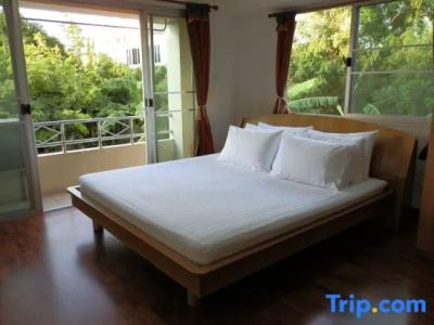 Sandy Serviced Apartment - 82