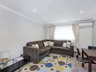 Queensgate Court - 144