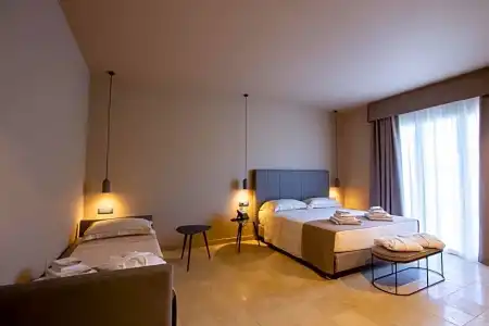 Charme Simon Bolivar - 43