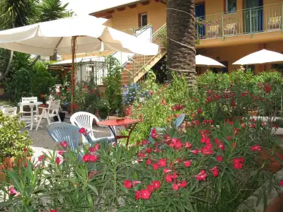 Hôtel Pavillon Impérial - 17